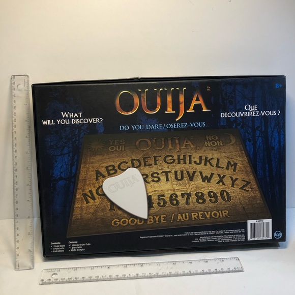 Ouija Board Game by TCG English and French With Planchette And Instructions - Picture 6 of 13